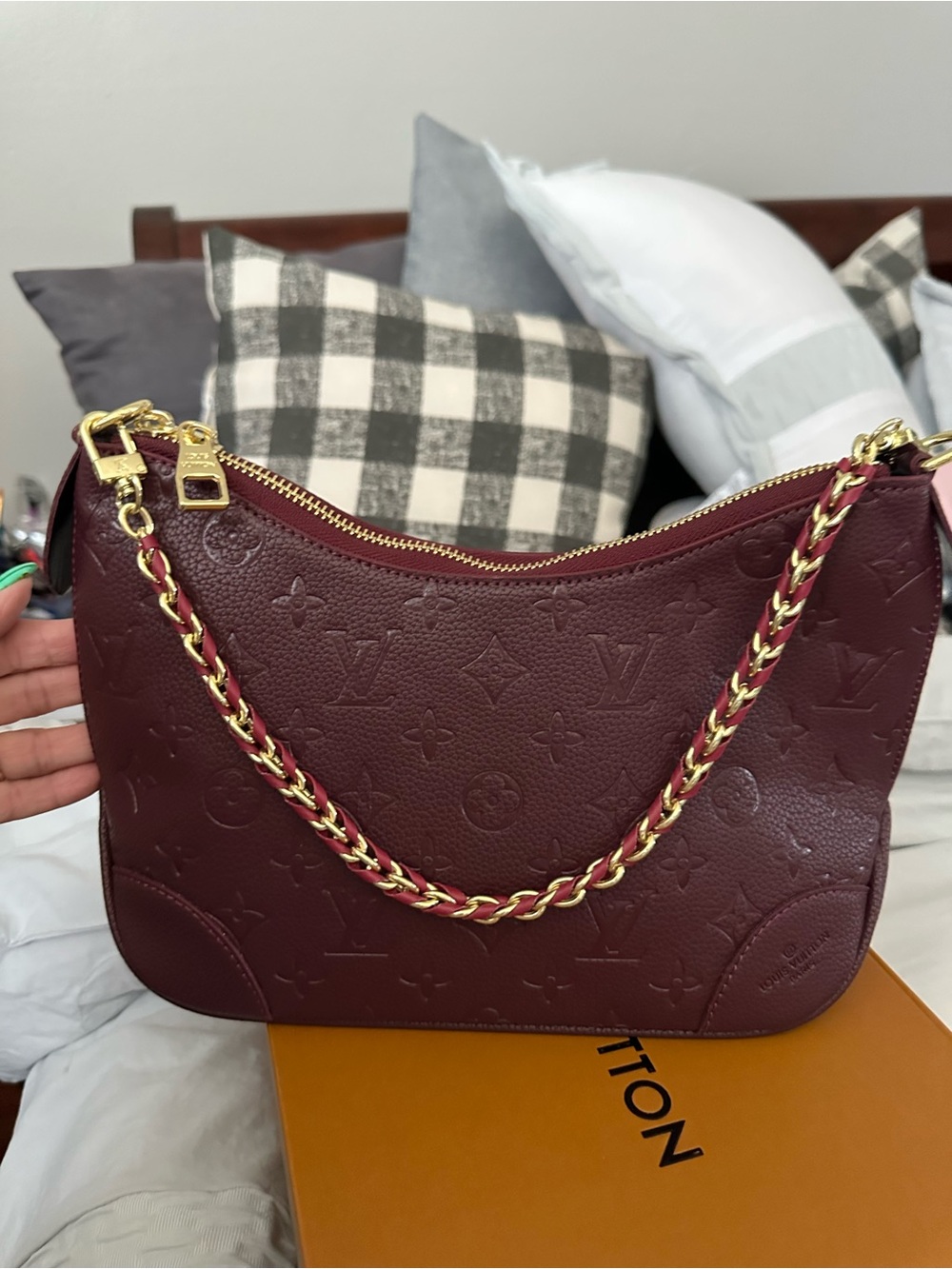 Women’s Leather Shoulder Bag in Deep burgundy  inspired